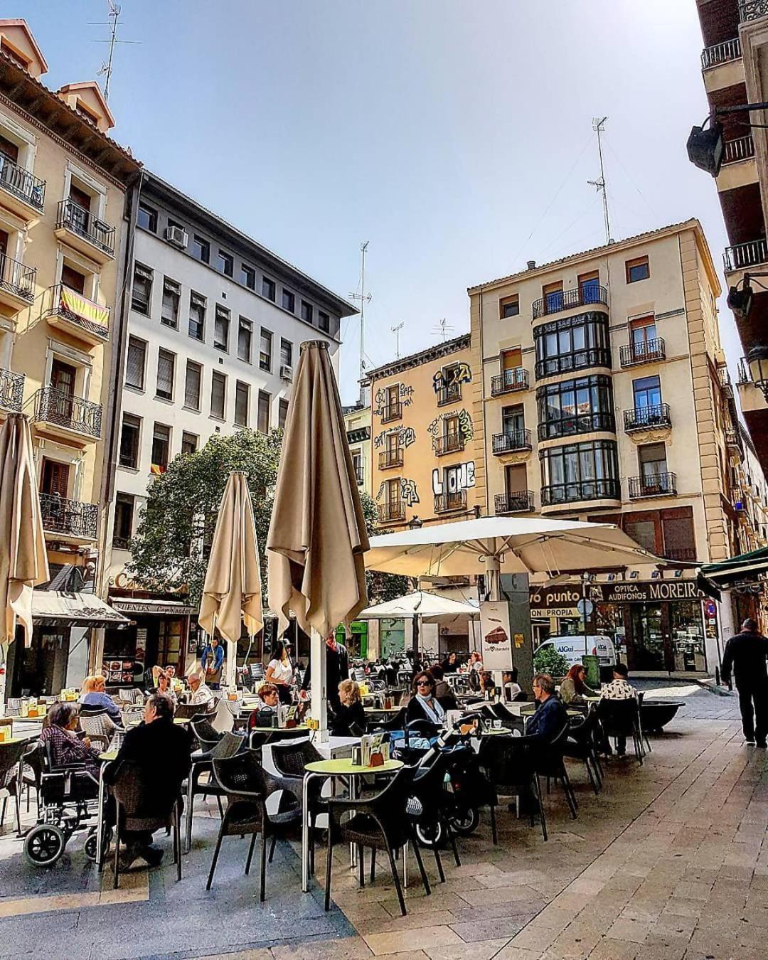 Apartamenticos Plaza Sas I Zaragoza Eksteriør billede